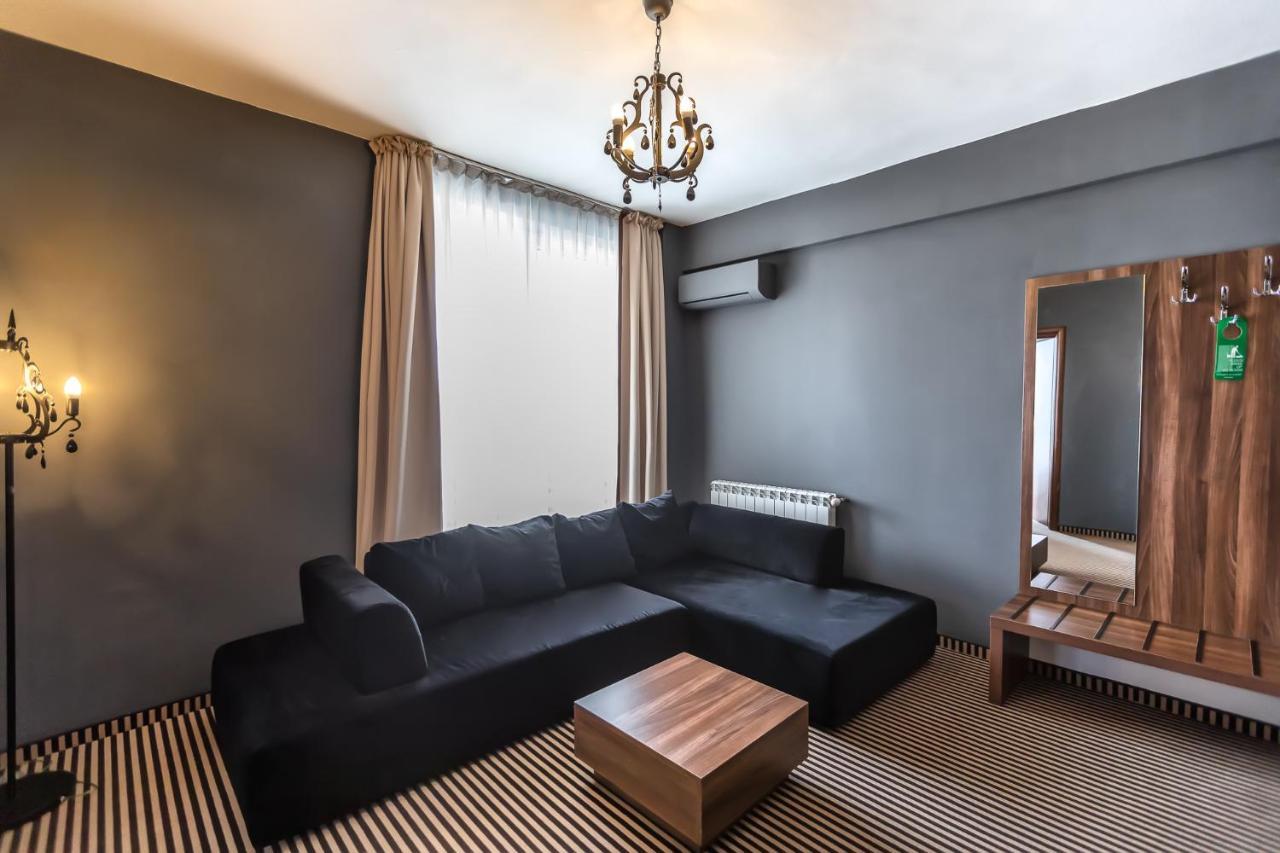Alex&George Boutique Hotel Cluj-Napoca Eksteriør billede