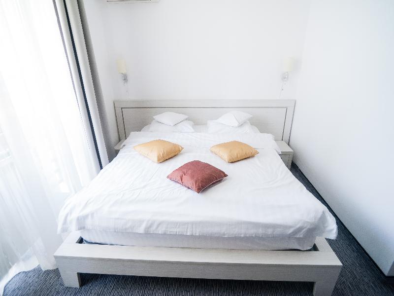 Alex&George Boutique Hotel Cluj-Napoca Eksteriør billede