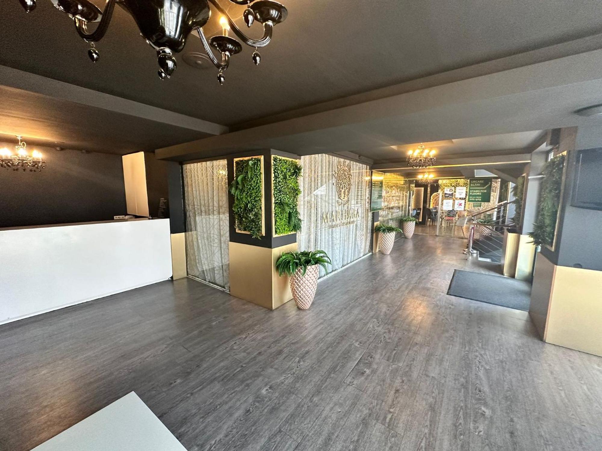 Alex&George Boutique Hotel Cluj-Napoca Eksteriør billede