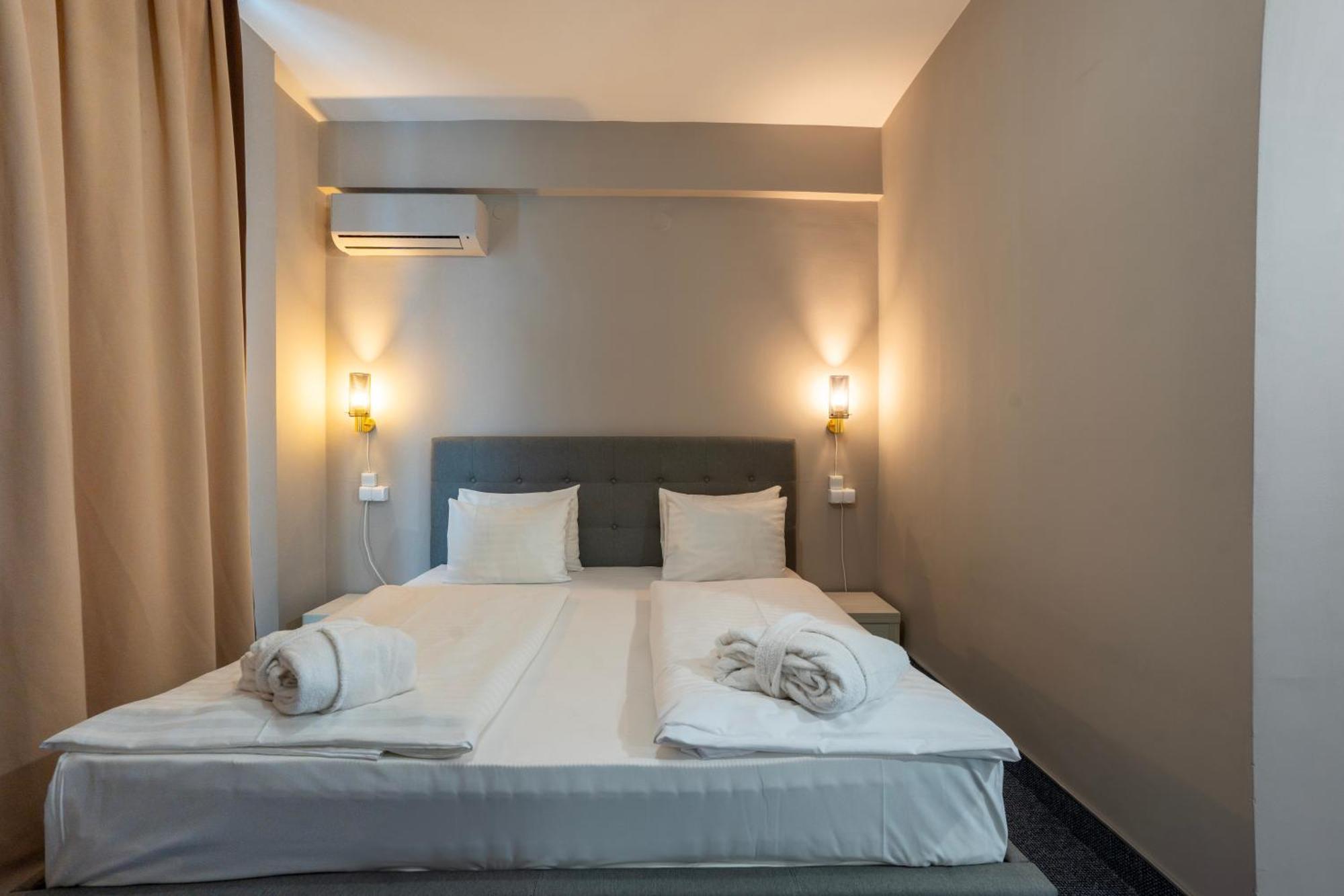 Alex&George Boutique Hotel Cluj-Napoca Eksteriør billede