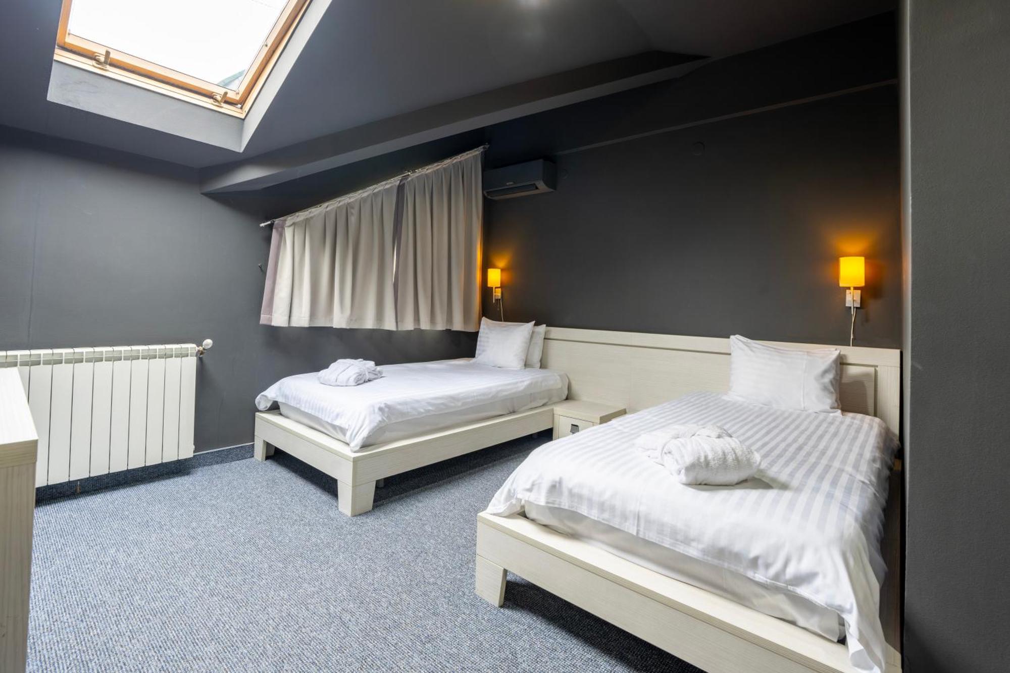 Alex&George Boutique Hotel Cluj-Napoca Eksteriør billede